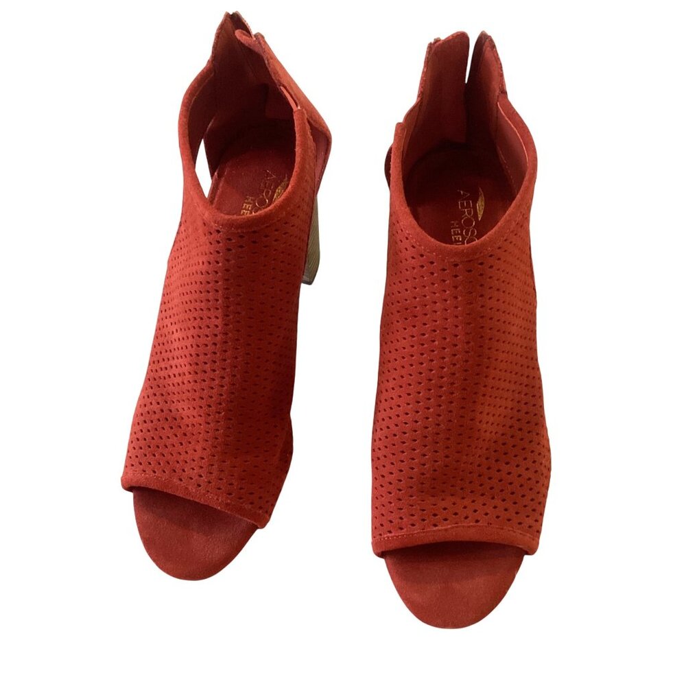 New Aerosoles Perforated Suede Sandals Women’s size 9 Slingback Heeled